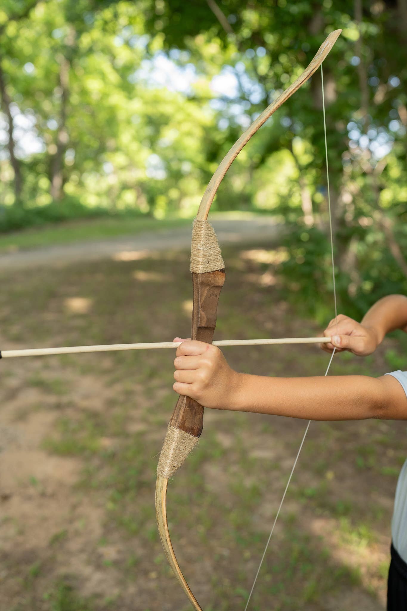 Wooden Bow w/ Quiver!