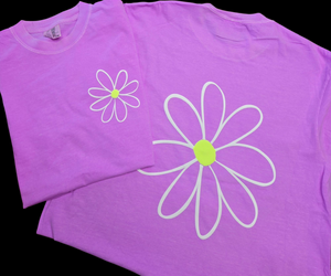 Neon Daisy Tees!
