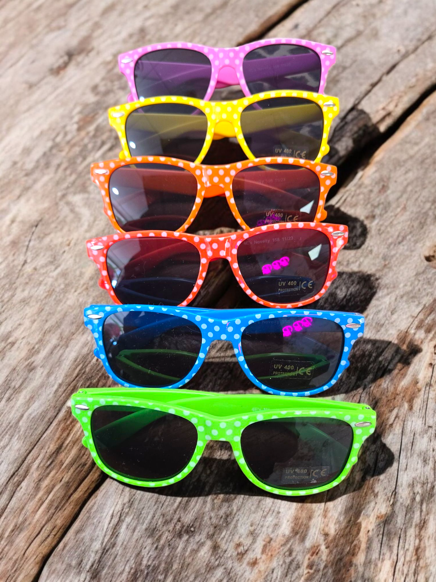 Girls' polka dot Sunglasses!