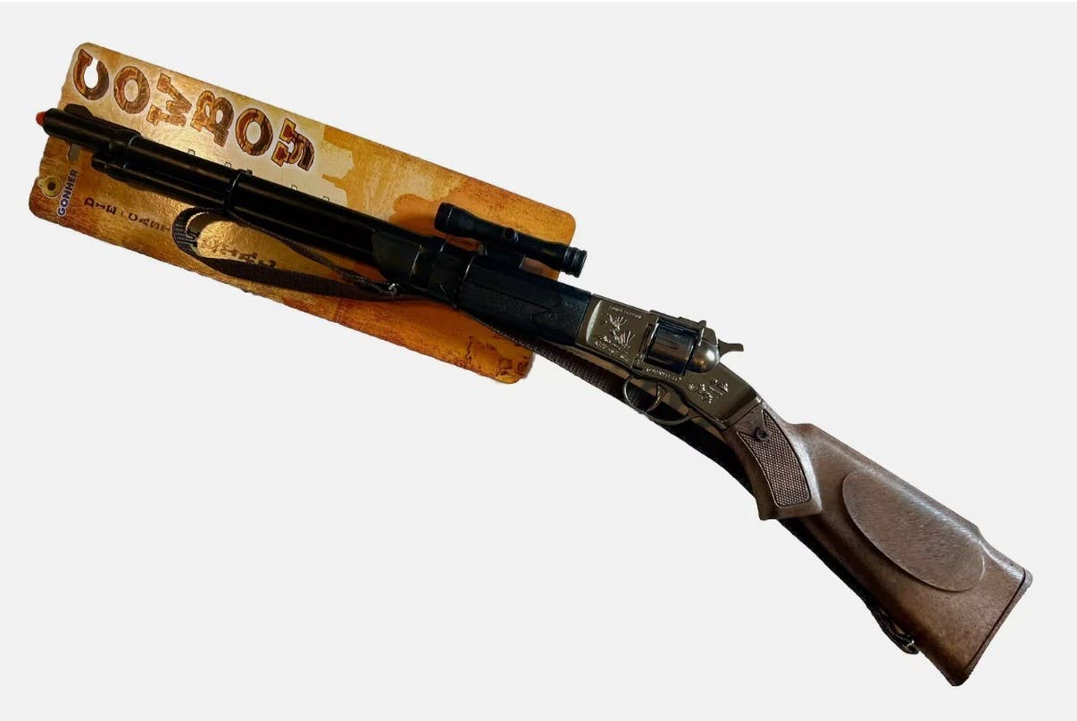 Kid's Classic Cowboy Ranger 8-Shot Revolver Rifle with Scope!