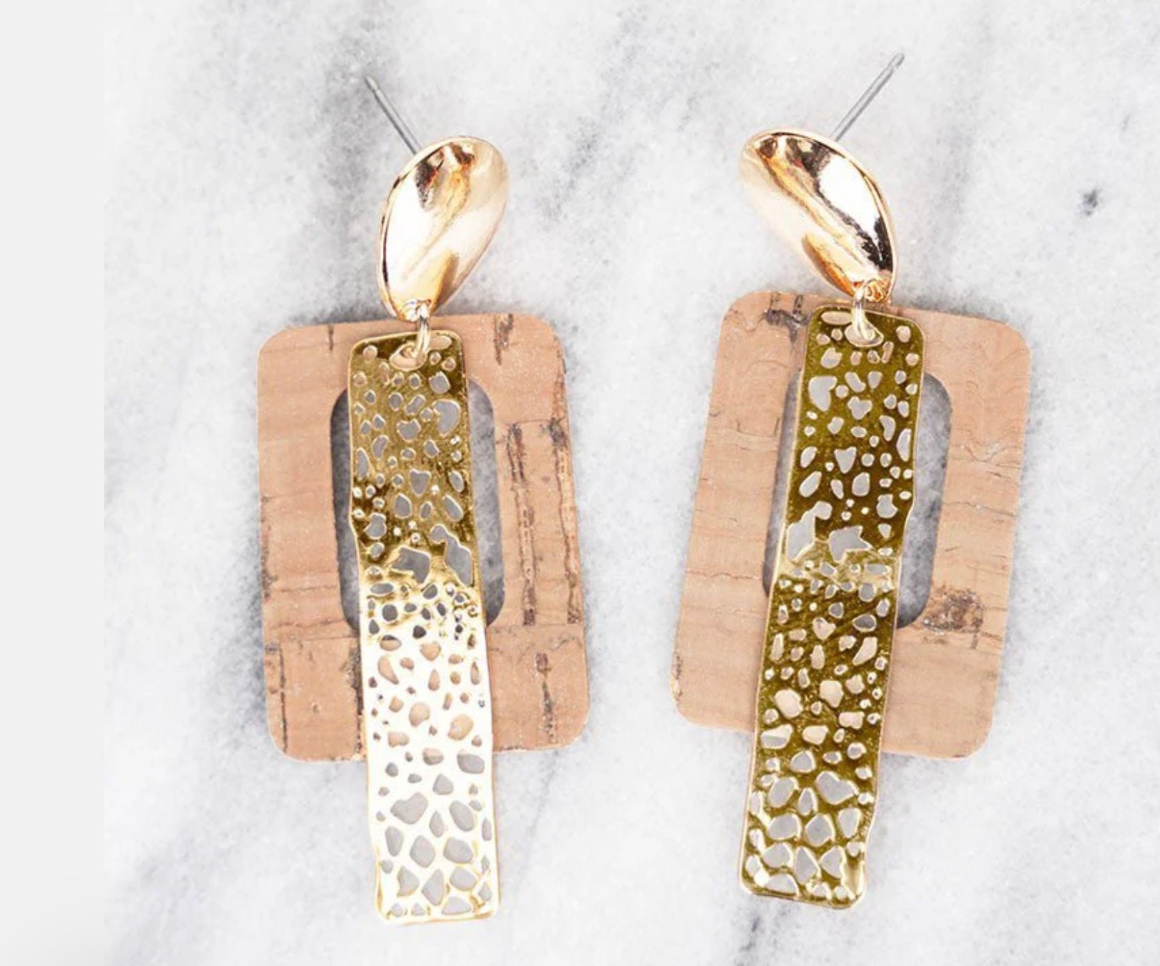 Gold Accent Earrings! 3 colors!