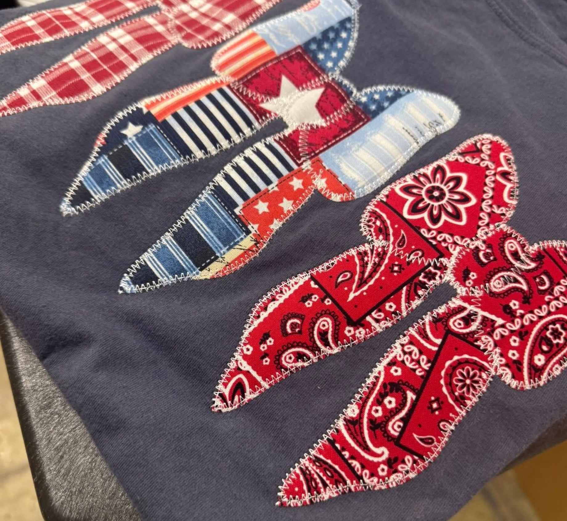 Bow Embroidery Tee!
