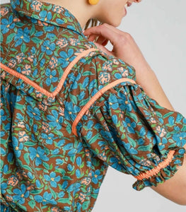 Garden Floral Print Blouse!