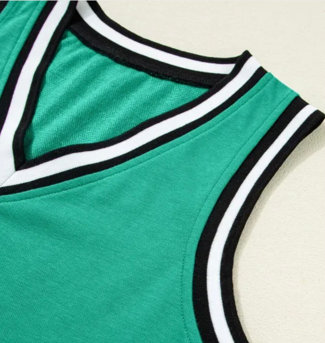 Contrast Sleeveless Dress!