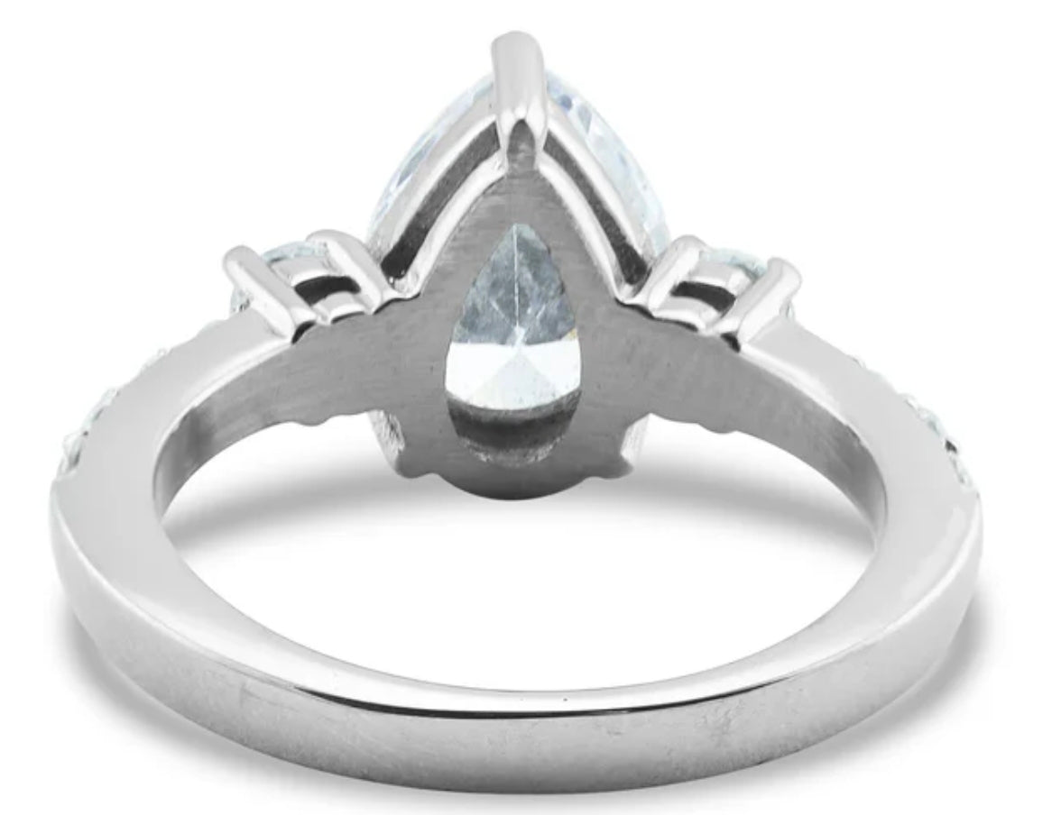 Teardrop Statement Ring!